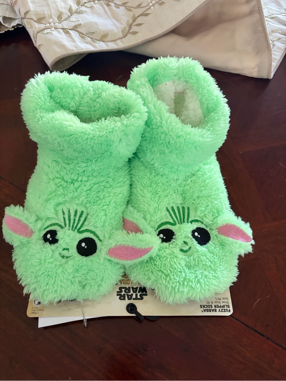 Disney Green Fuzzy Slipper Socks - Baby Creature Design shoe size 8-10 size M/L